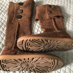 Tall Brown Knitted uggs